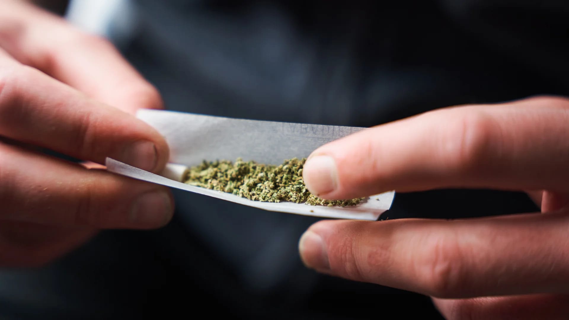 Buy Pre Rolled Joints UK: THC & CBD Marijuana Flowers, Oils, and Vape Pens UK